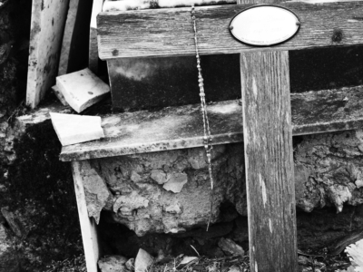 Un simbolo dominante...non importa il materiale